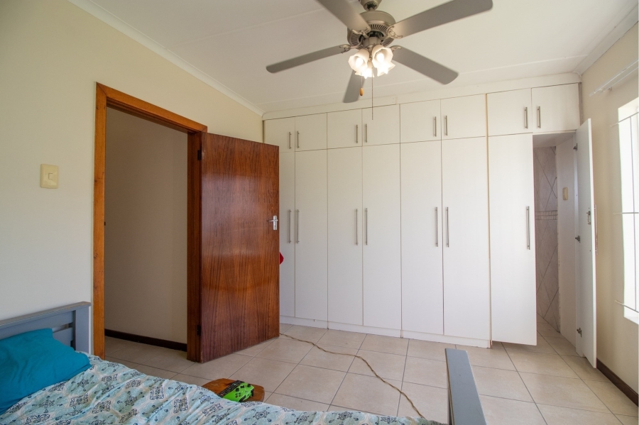 5 Bedroom Property for Sale in East London Rural Eastern Cape